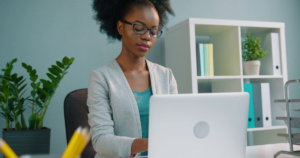 Create Clear Marketing Messages With 5 Explainer Video Maker Platforms